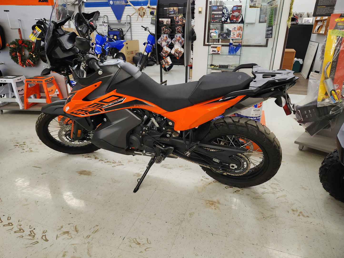 2021 KTM 890 Adventure  - Pre-Owned (LOW KM'S)